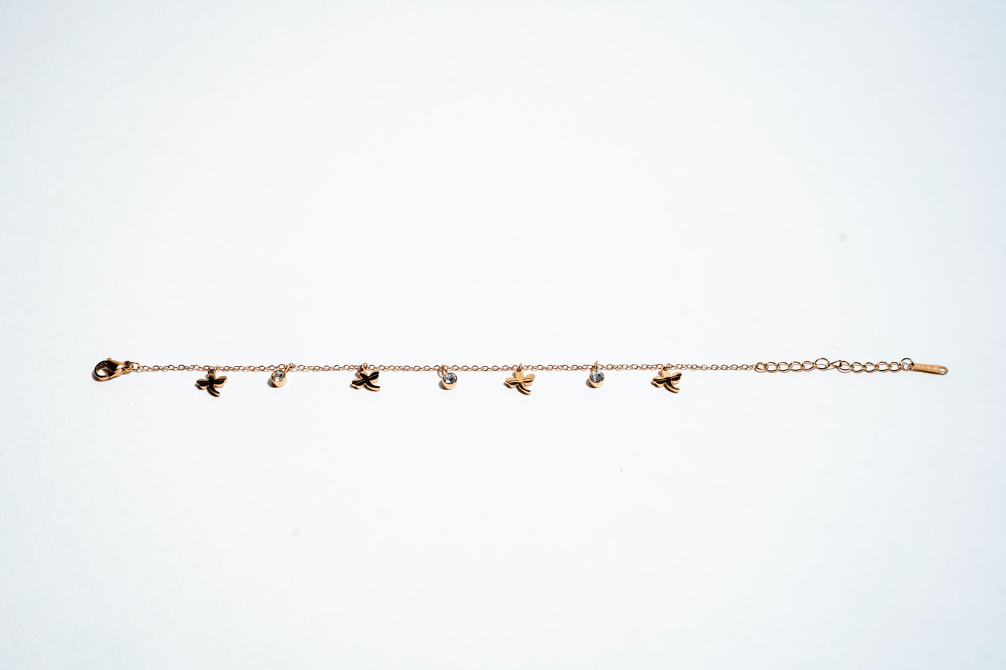 The "Lucky Clover Essence" Dainty Bracelet