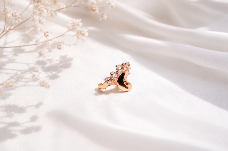 The "Everlasting Laurel" Crystal Crown Ring