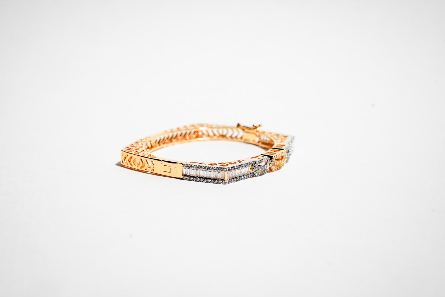 Bracciale rigido a livelli Sovereign – Placcato oro 18K