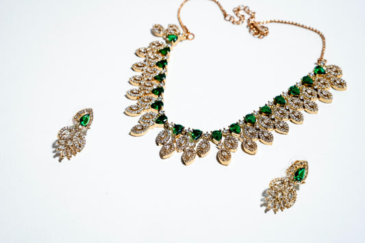 Verdant Leaf Heirloom: 18k Gold-Plated Emerald Crystal Necklace & Earring Set